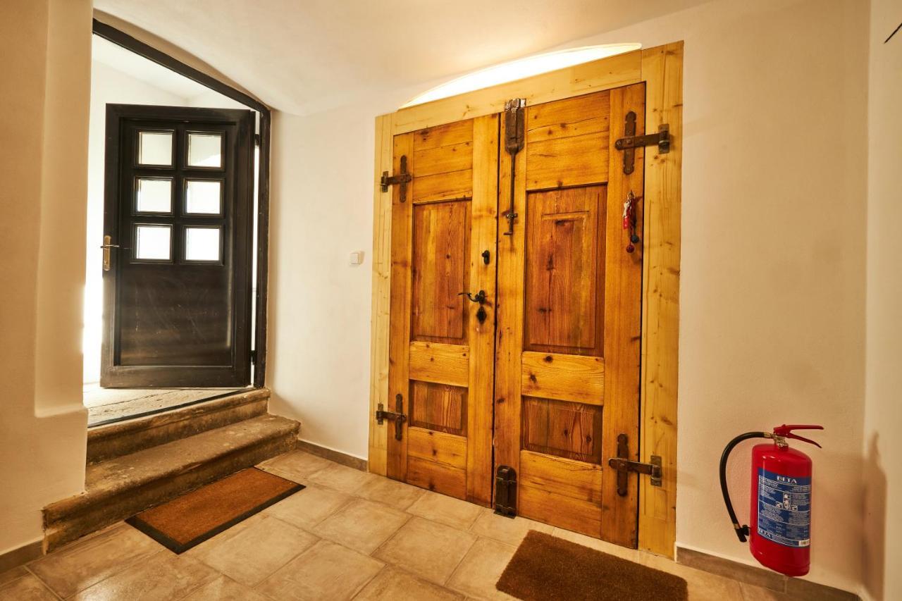 Statek 85 Appartement Marenice Buitenkant foto